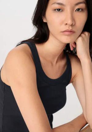 hessnatur Damen Rib Top Slim aus Bio-Baumwolle - schwarz - Größe 40