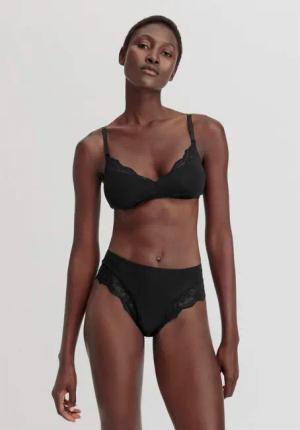 hessnatur Damen Panty Regular Cut mit Spitze aus TENCEL™ Modal - schwarz - Größe 48