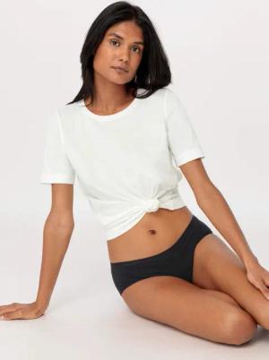 hessnatur Damen Perioden Panty PURE BALANCE aus Bio-Baumwolle und TENCEL™ Modal - schwarz - Größe 38