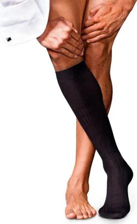 FALKE Kniestrümpfe No. 7 Finest Merino (1-Paar) mit australischer Merinowolle
