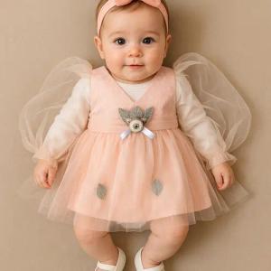 Lorey Medtec Neugeborenen-Geschenkset Mädchen Outfit, 4er Set Kleinkind, Body + Kleid + Schuhe + Stirnband