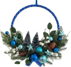 Online-Fuchs Dekokranz Türkranz Weihnachtskranz mit LED Lichterkette, Timer, Weihnachtskugeln, mit 2 Tannenbäumen inklusive Funkeleffekt