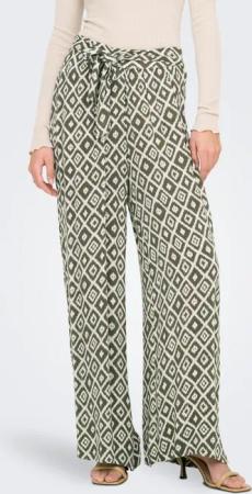ONLY Schlupfhose ONLPAKJA LIFE AOP BELT