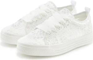LASCANA Sneaker mit leichter Plateausohle und