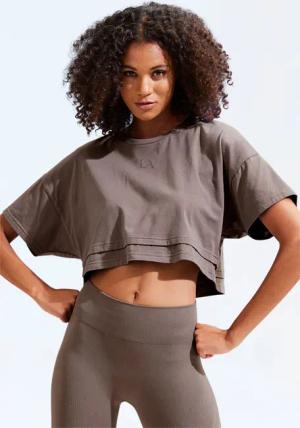 LASCANA Kurzarmshirt mit kastigem Schnitt und