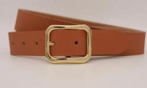 AnnaMatoni Ledergürtel mit goldener Schließe