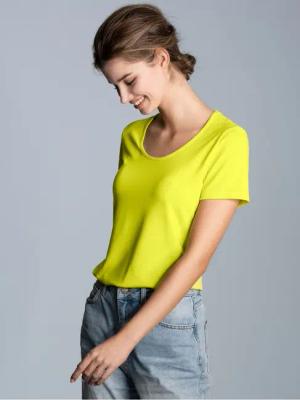 Trigema T-Shirt TRIGEMA Rundhalsshirt aus Viskose