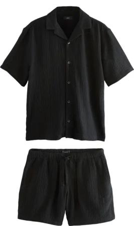 Next Pyjama T-Shirt und Shorts aus