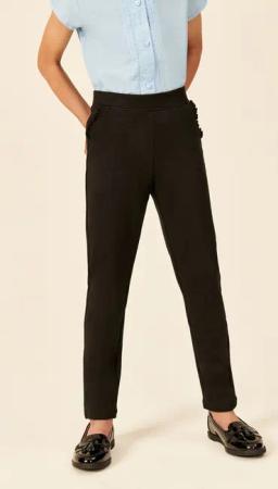 Next Stoffhose Hose mir Rüschendetail (1-tlg)