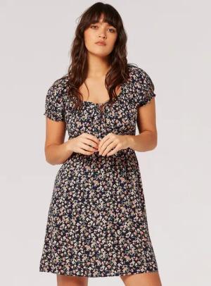 Apricot Minikleid Minikleid, (1-tlg) mit Smokdetails