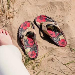 Gumbies Original in Denim Hibiscus T-Strap-Zehentrenner