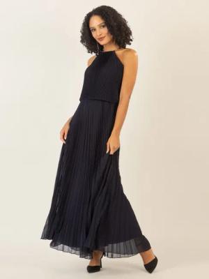 Apart Abendkleid im Neckholder Stil