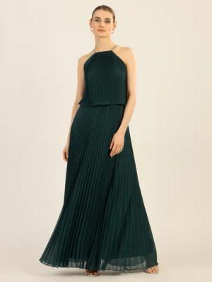 Apart Abendkleid im Neckholder Stil