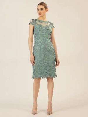 Apart Cocktailkleid aufwendig bestricktes Meshkleid