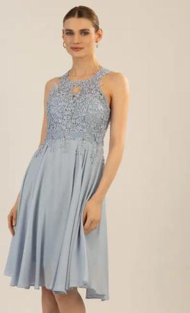 Apart Cocktailkleid aus einer Plastischen Spitze