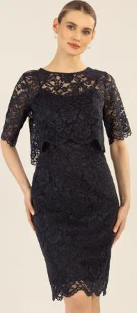 Apart Abendkleid aus Kleid und Bolerojäckchen