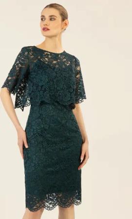 Apart Abendkleid aus Kleid und Bolerojäckchen