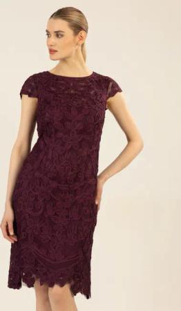 Apart Cocktailkleid aus aufwendig gestricktem Mesh,