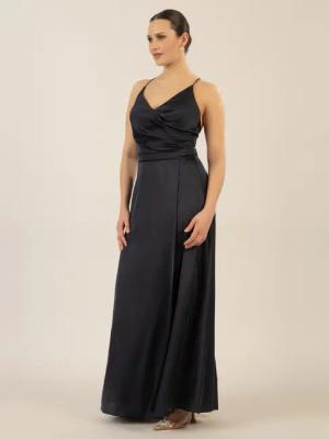 Apart Abendkleid mit Wickeleffekt
