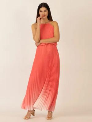 Apart Abendkleid im Neckholder Stil mit