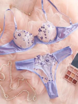 Elegant Love Set: Push-up-BH Bestickter BH