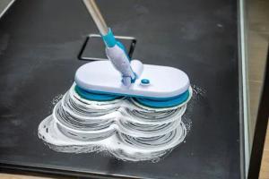 MediaShop Akku-Wischmopp Hurricane Flaoting Mop, beutellos
