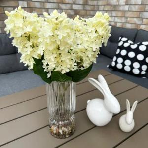 Kunstblumenstrauß künstliche Blumen mit dekorativer Glasvase