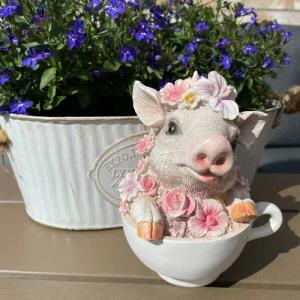 Online-Fuchs Gartenfigur süßes Schwein mit Blumen