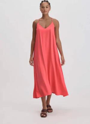 hessnatur Damen Träger-Kleid Midi Regular aus LENZING™ ECOVERO™ Viskose - rot - Größe 48