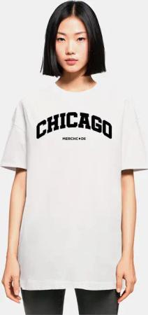 POD Ladies Chicago Wording - Oversized Boyfriend Tee