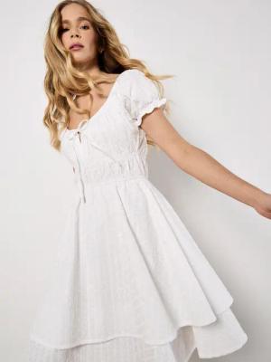 Apricot Minikleid Stufenkleid, mit Ösenstickerei
