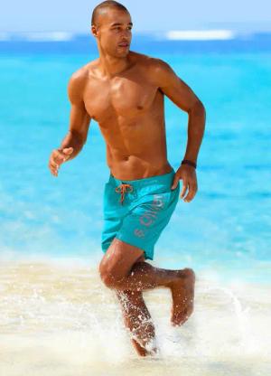 s.Oliver Badeshorts mit trendigem Logoprint