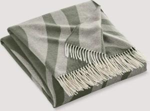 hessnatur Woll-Plaid TIU aus Bio-Merinowolle - grün - Größe 130x180 cm