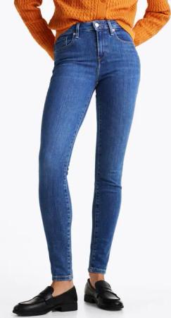 Tommy Hilfiger Skinny-fit-Jeans "HERITAGE COMO SKINNY RW", mit Tommy Hilfiger Logo-Badge