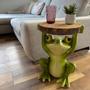 Online-Fuchs Beistelltisch Frosch mit runder Baumscheibe
