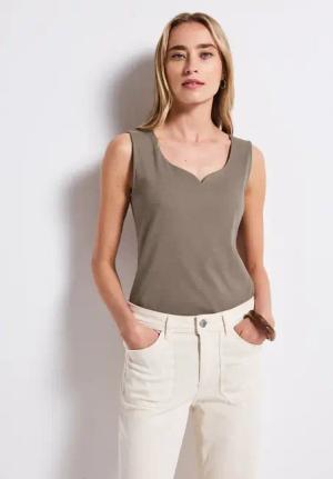 Street One Frauen Top mit Herzausschnitt in Braun, Gr: 46