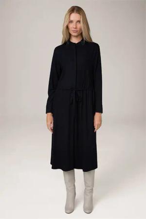 Wolljersey-Hemdblusenkleid in Midi-Länge in Navy