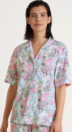 CALIDA Amalfi Journey Kurzarm-Shirt, durchgeknöpftfür Damen, M, Blau, Entlang der Küste in 100% Baumwolle