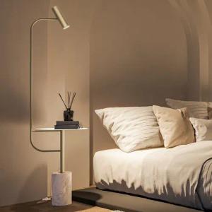 Neona Stehlampe ARTEMIS Gold, Bewegliches Leuchtelement,