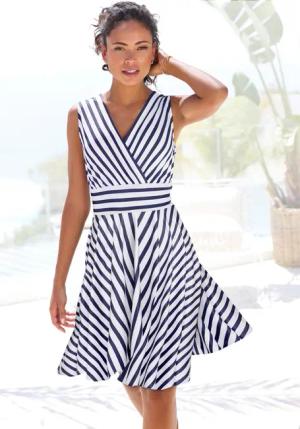 LASCANA Sommerkleid mit Streifenprint, Wickelkleid, tailliertes