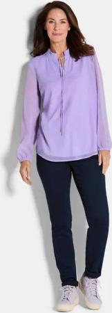 Chiffonbluse mit femininem Ausschnitt - flieder - Gr. 46 von Goldner Fashion