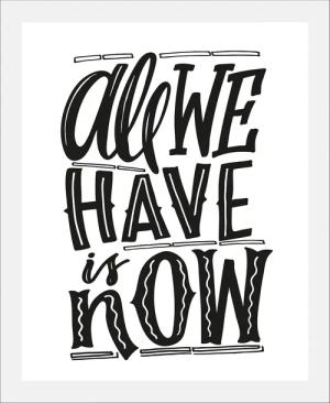 queence Bild "Now", Schriftzüge-Sprüche & Texte-Motivationsbilder-Schwarz-Weiß, (1 St.), gerahmt