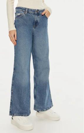 Guess Jeans Jeans W4BA0Y D5CC4 Blau Relaxed Fit