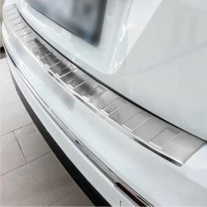 teileplus24 Ladekantenschutz AL100 Aluminium kompatibel mit