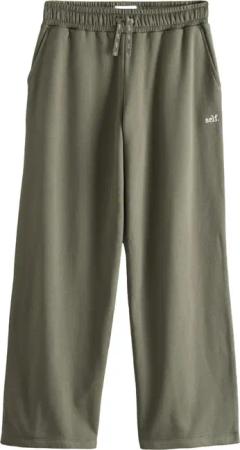 self Loungehose Self. Sporthose mit weitem