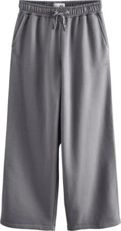 self Loungehose Self. Sporthose mit weitem
