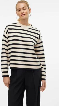 Vero Moda Rundhalspullover "VMSABA LS O-NECK BUTTON PULLOVER GA NOOS", mit Zierknöpfen auf der linken Schulter