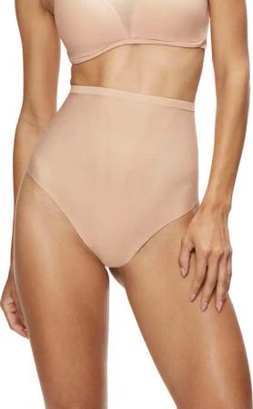 Triumph Shapingslip "Shape Smart Highwaist String", glättend, leicht formend, hochgeschnitten