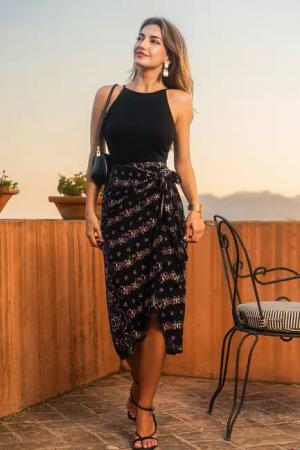 Hoher Ausschnitt Midi-Kleid mit Blumenmuster und Taillengürtel