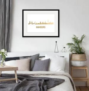 queence Bild "Hamburg Skyline GOLD", Städte-Schriftzug-Deutschland-Stadt-Hamburg, (1 St.), HD Premium Poster-Druck inkl. Holzrahmen